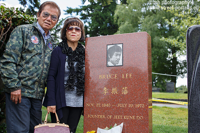 graveyard tourists 1 - bruce and brandon lee's grave site - 15th avenue east - seattle